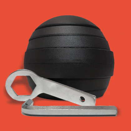 All available weights for the modular kettlebell FlexiBell2: 3 discs of 2kg, 2 discs of 3kg, and 2 discs of 4kg.